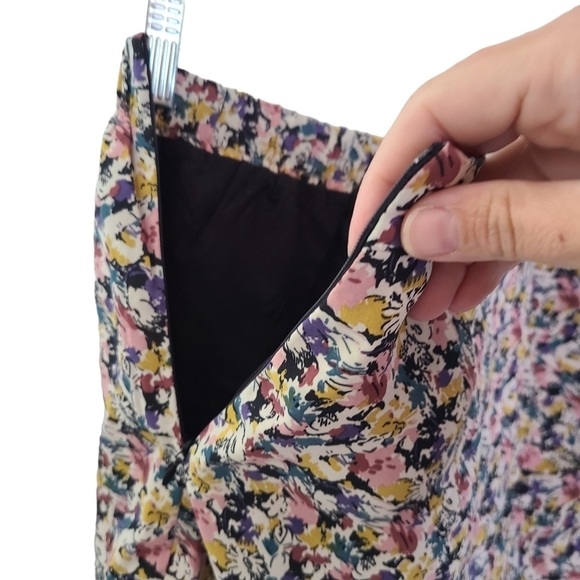 Molly Bracken colorful floral faux wrap style ruched mini skirt size Medium - Picture 4 of 7